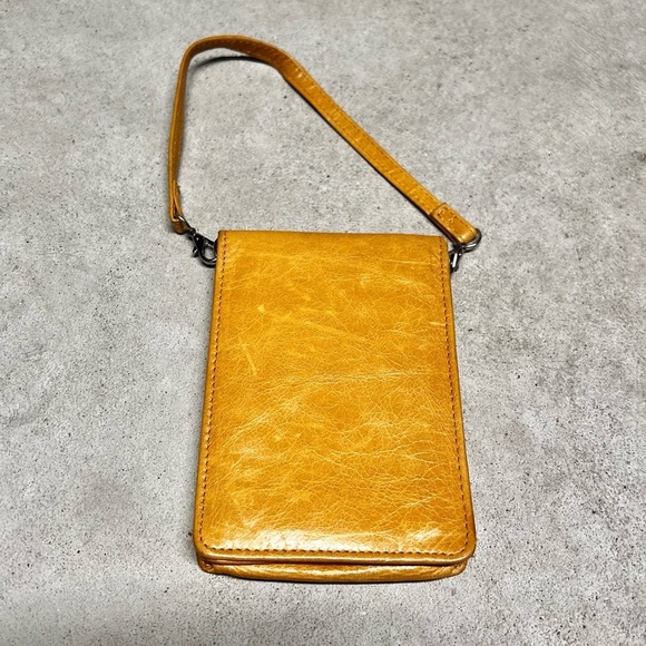 HOBO Vintage Yellow Gold 100% Leather Handheld Mini Bag Wallet - Picture 1 of 9